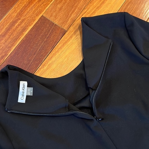 ⭐️ New Calvin Klein Fitted Cocktail Sheath Dress Black Size 12 - Picture 9 of 9